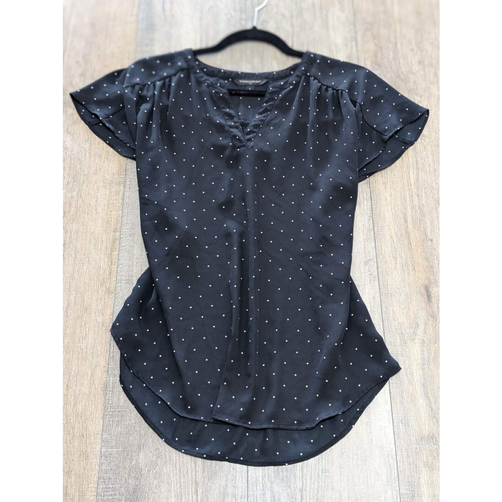 Banana Republic Top Womens Small Black Polka Dot Print Short Flutter Sleeve